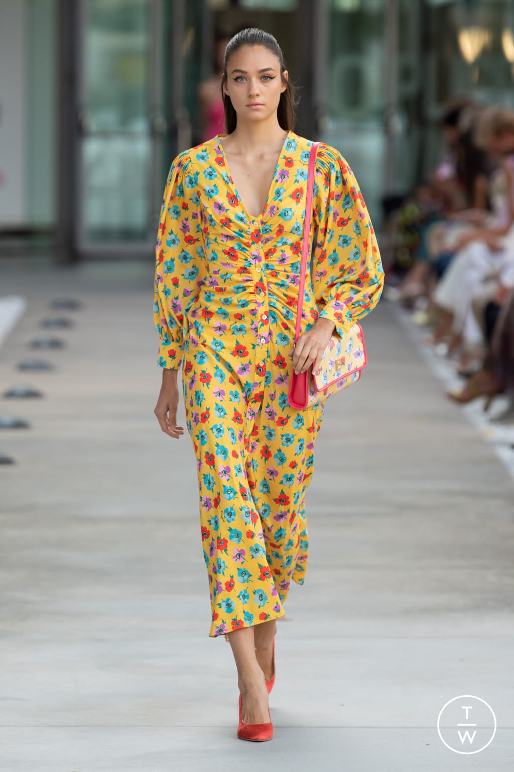Fashion Week Milan Spring/Summer 2022 look 22 from the Laura Biagiotti collection 女装