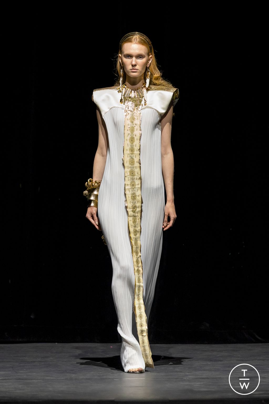 Fashion Week Paris Fall/Winter 2025 look 23 from the Ronald Van Der Kemp collection 高级定制