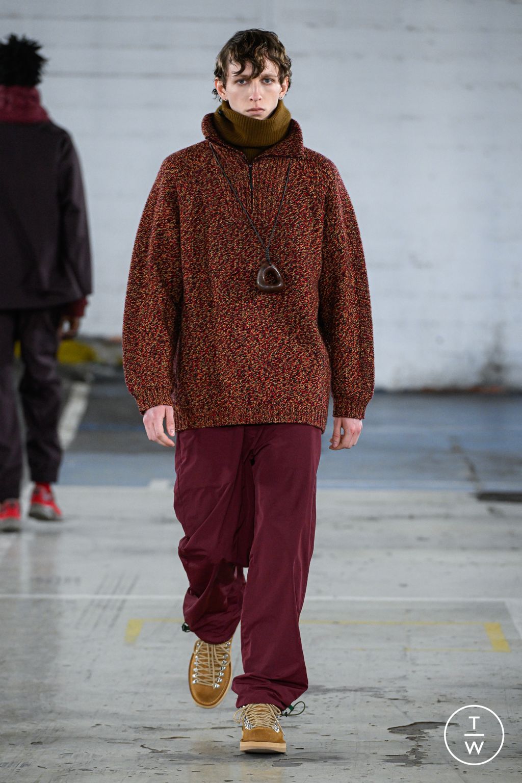 Fashion Week Paris Fall/Winter 2026 look 23 from the White Mountaineering collection menswear
