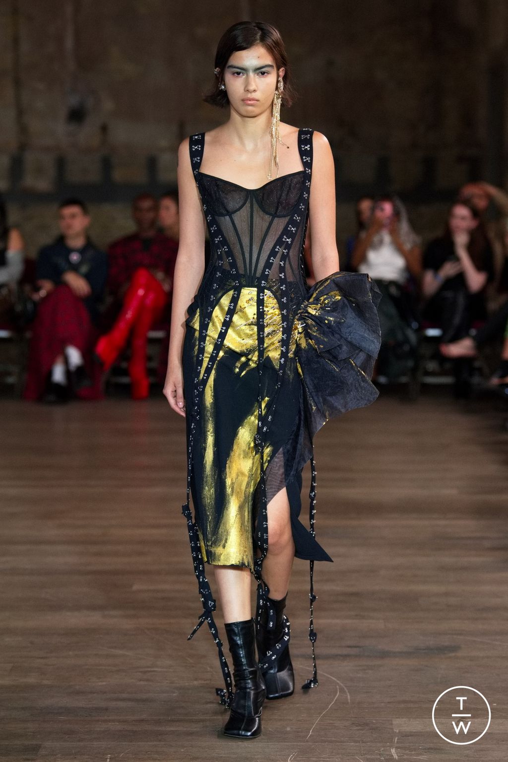Fashion Week London Spring/Summer 2023 look 23 from the MITHRIDATE collection womenswear