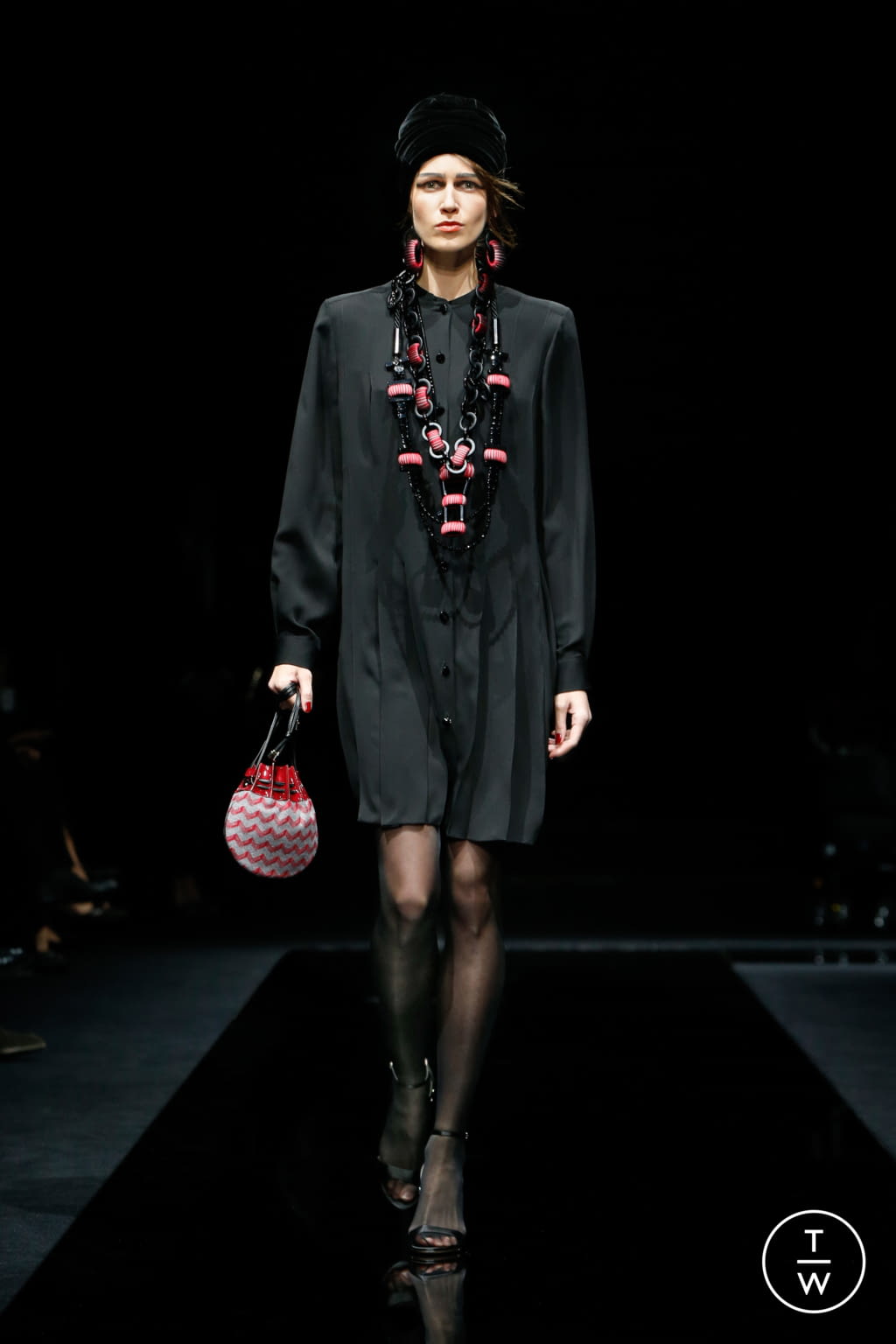 Fashion Week Milan Pre-Fall 2020 look 23 from the Giorgio Armani collection womenswear