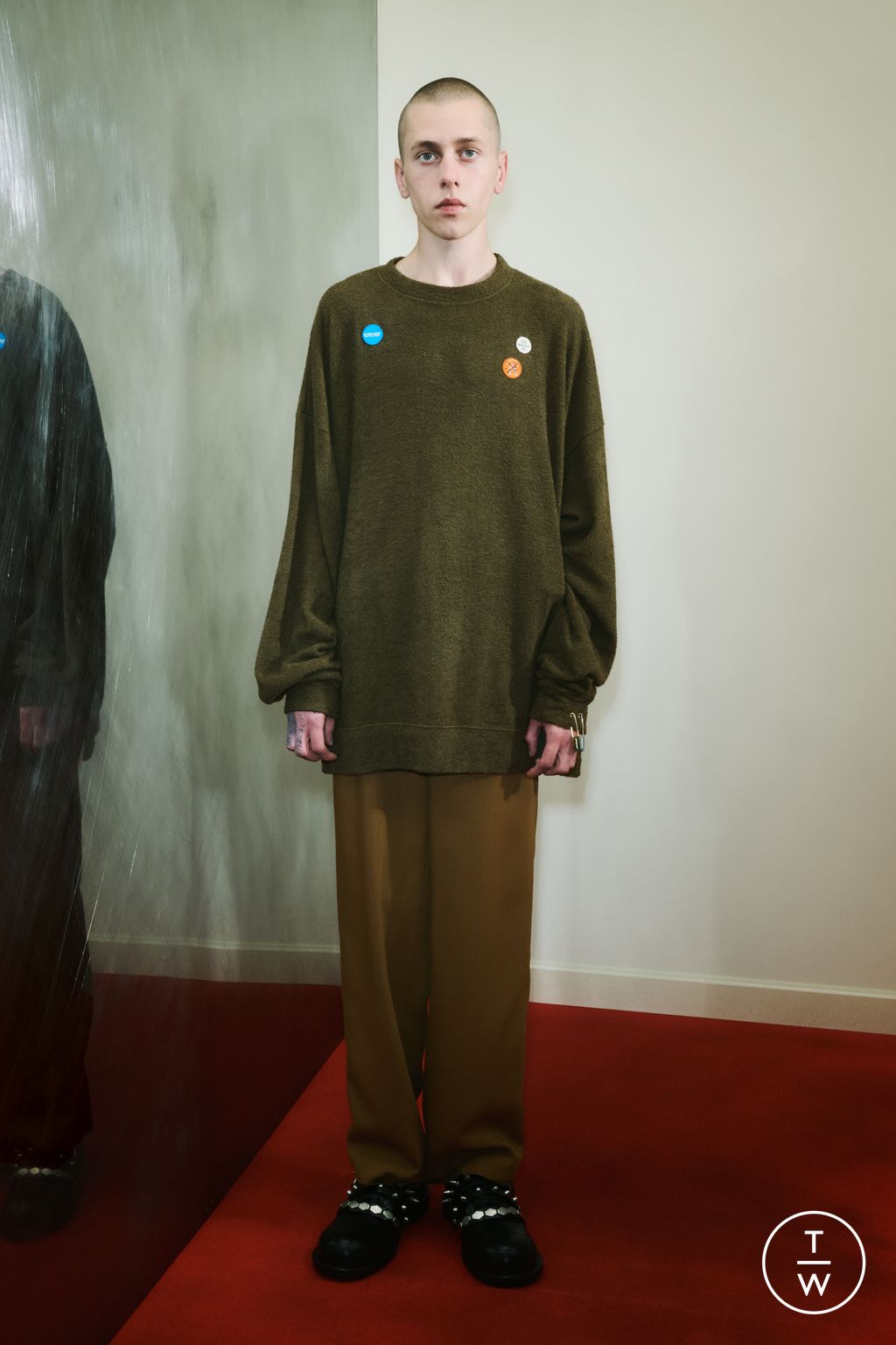 Fashion Week Paris Pre-Fall 2025 look 28 from the Undercover collection menswear