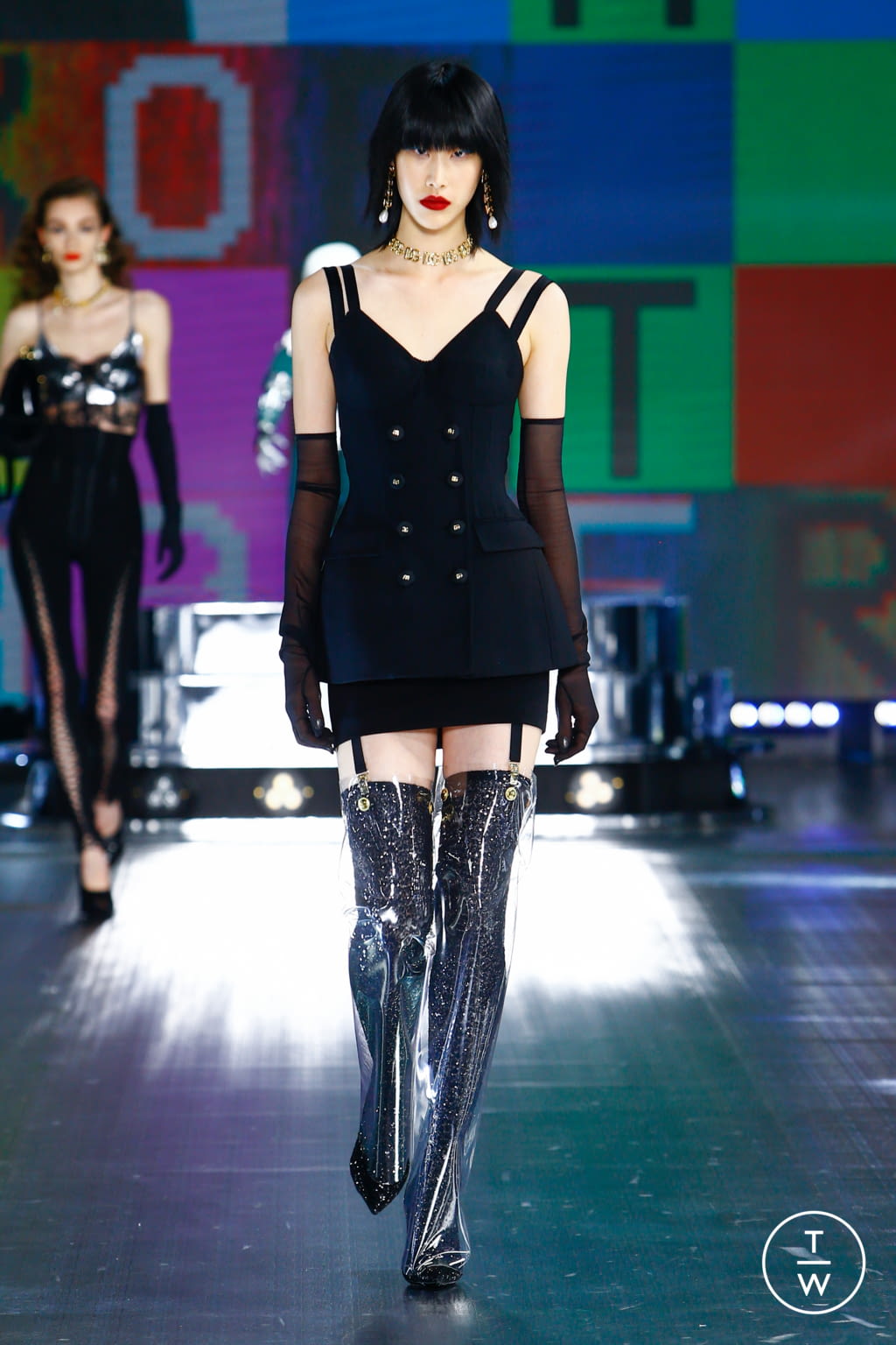 Fashion Week Milan Fall/Winter 2021 look 28 de la collection Dolce & Gabbana womenswear