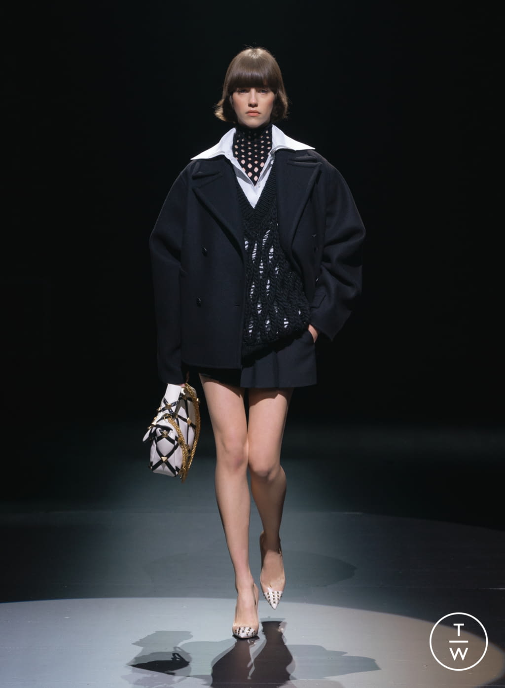 Fashion Week Milan Fall/Winter 2021 look 23 de la collection Valentino womenswear
