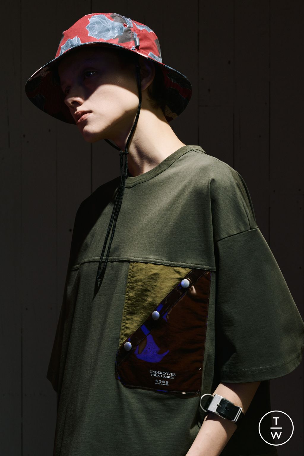 Fashion Week Paris Resort 2024 look 48 from the Undercover collection menswear