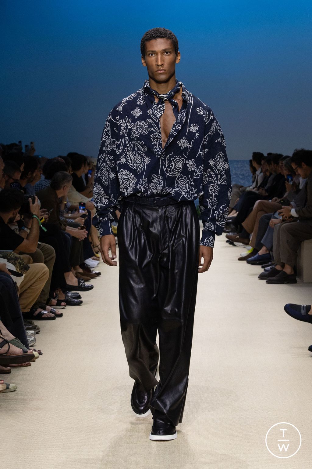 Fashion Week Milan Spring/Summer 2026 look 23 from the Giorgio Armani collection 男装