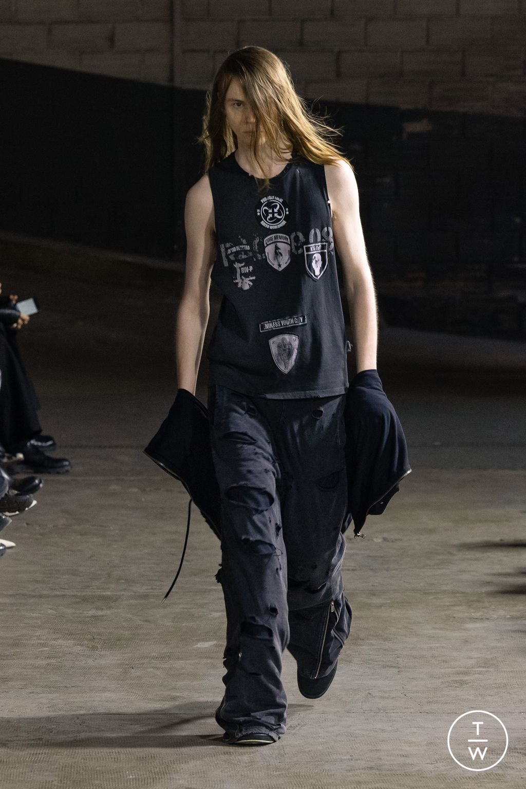 Fashion Week Paris Fall/Winter 2024 look 24 from the Racer collection menswear