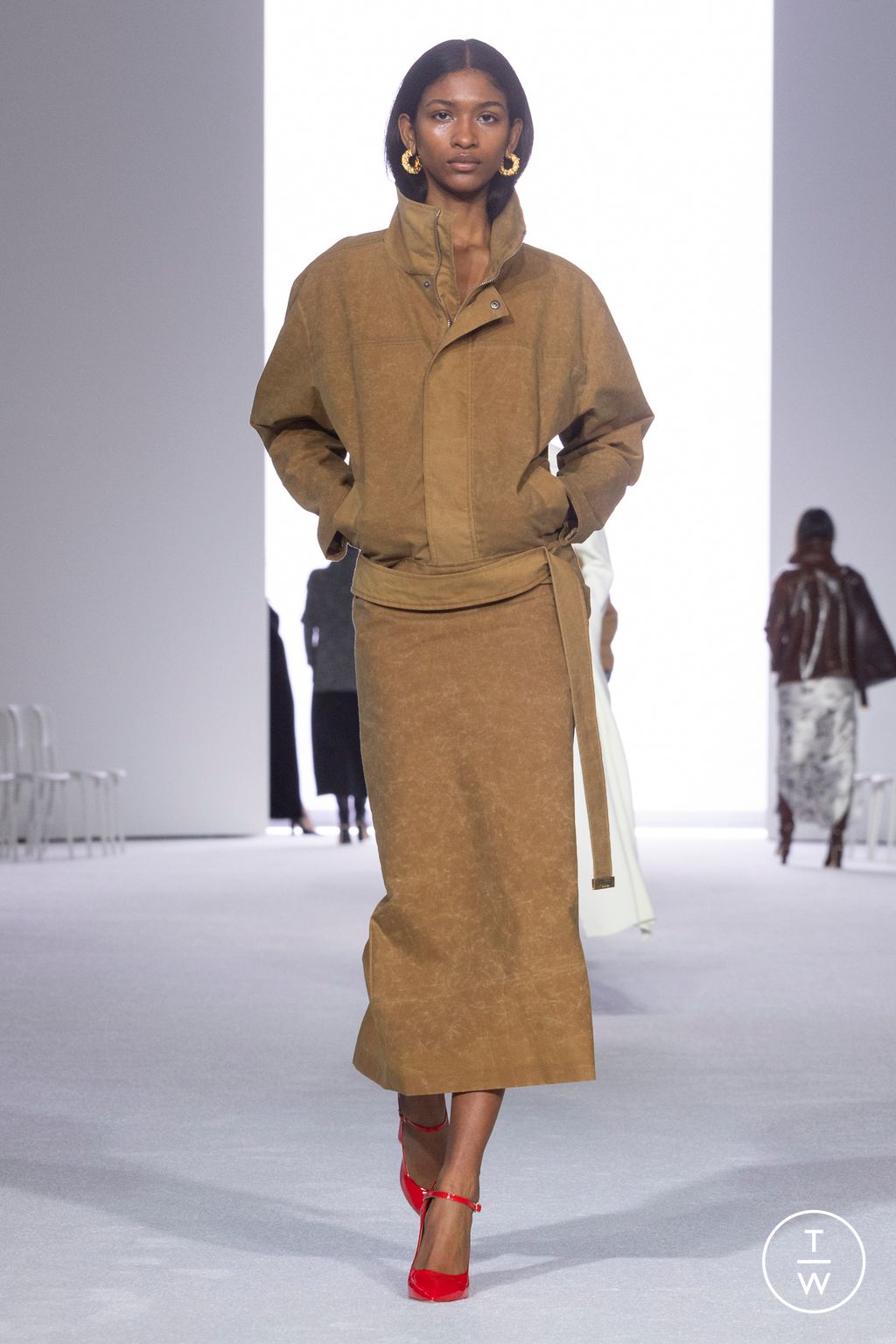 Fashion Week New York Fall/Winter 2024 look 24 de la collection Brandon Maxwell womenswear