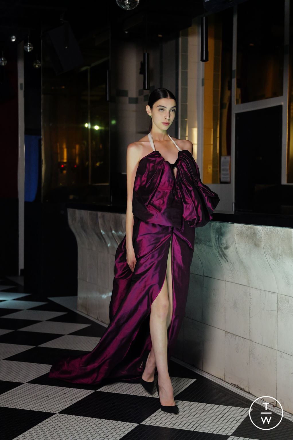 Fashion Week Paris Fall/Winter 2025 look 24 from the Aelis collection couture