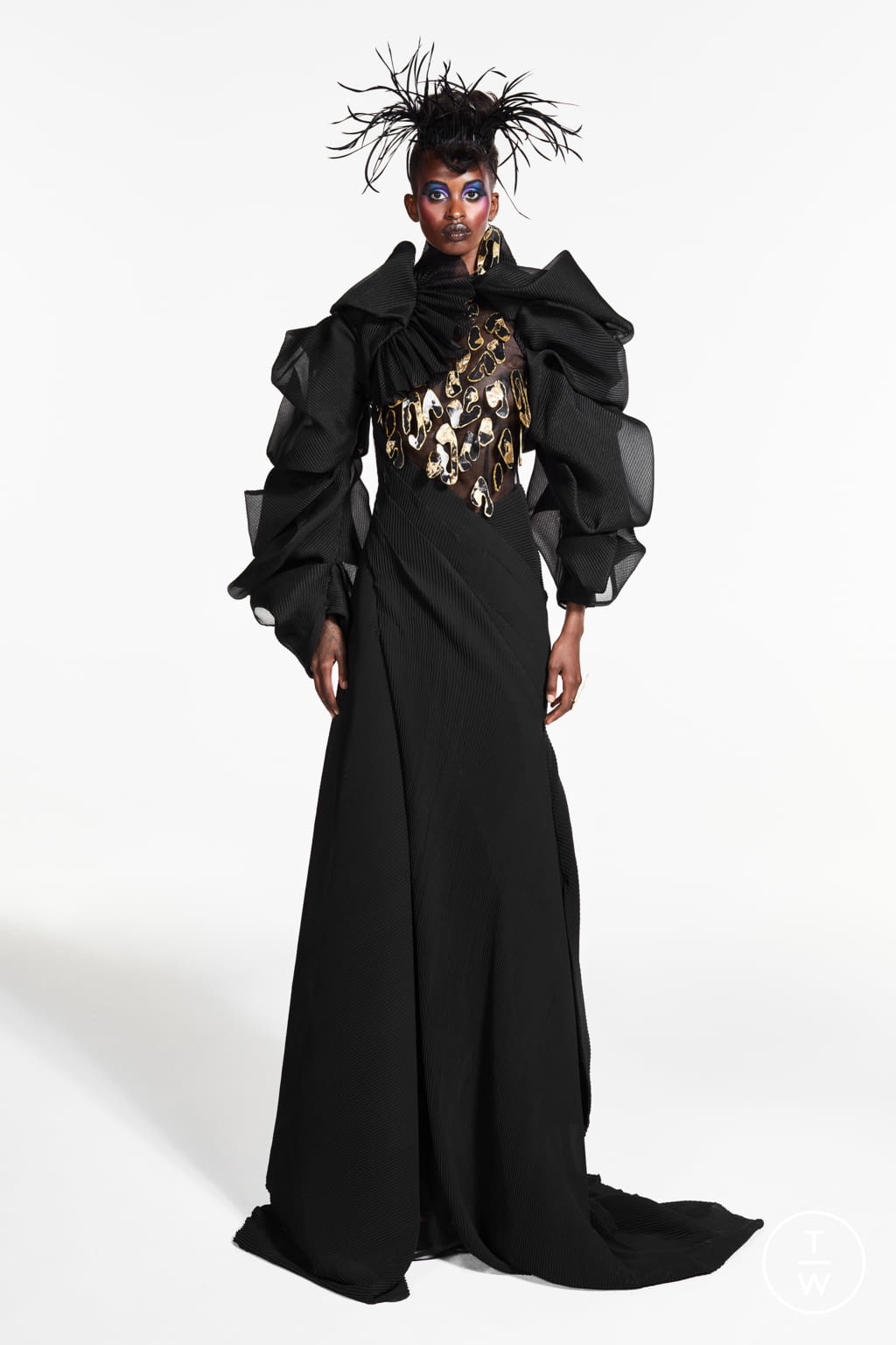 Fashion Week Paris Fall/Winter 2021 look 24 de la collection Ronald Van Der Kemp couture