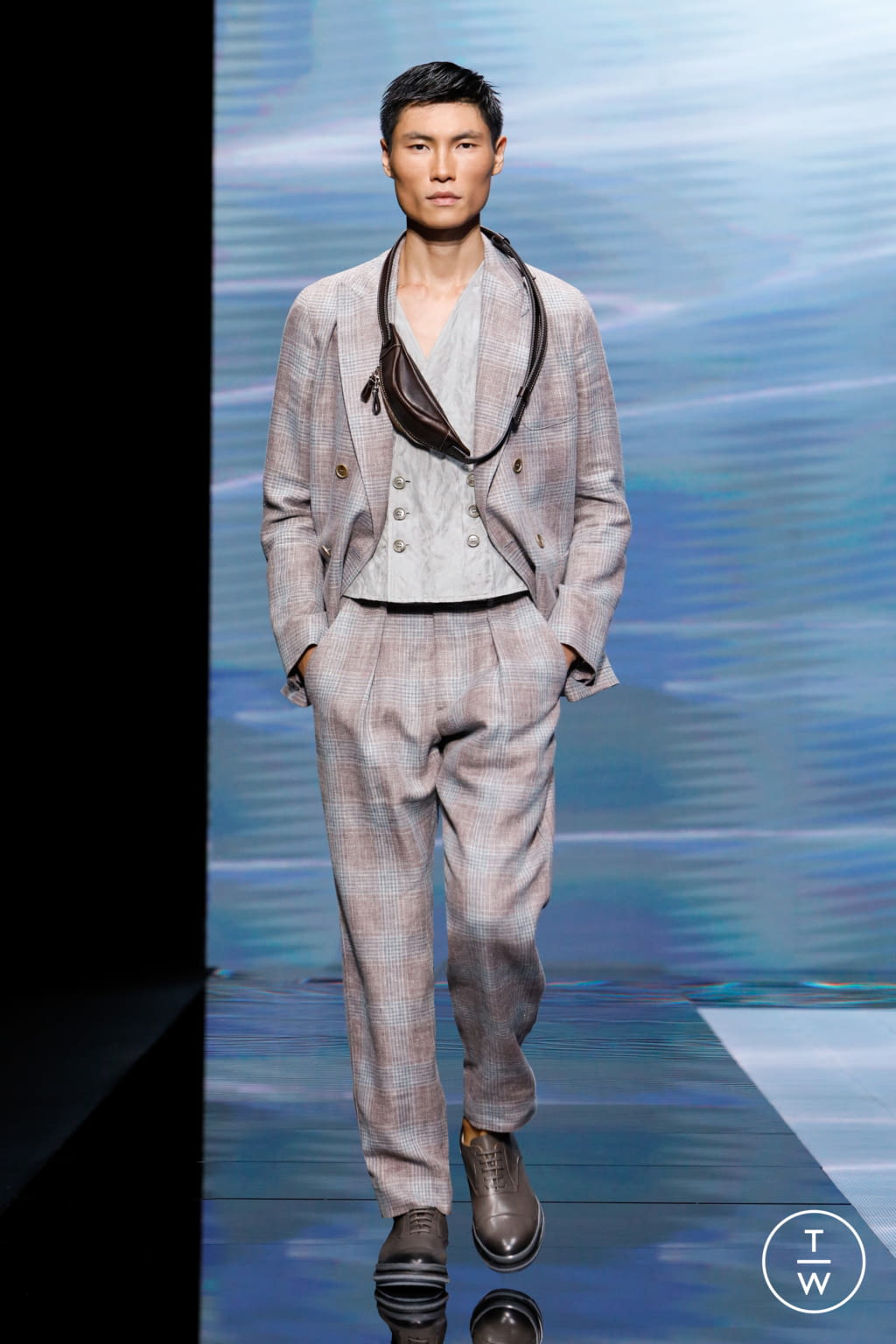 Fashion Week Milan Spring/Summer 2021 look 25 from the Giorgio Armani collection 女装