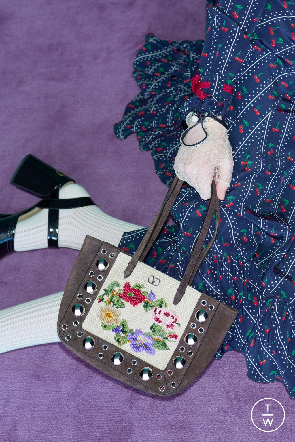 Fashion Week Paris Pre-Fall 2025 look 51 de la collection Valentino womenswear