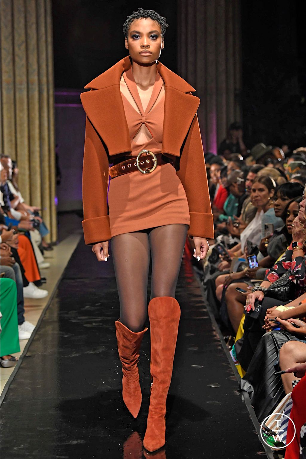 Fashion Week New York Fall/Winter 2022 look 23 from the Sergio Hudson collection 女装