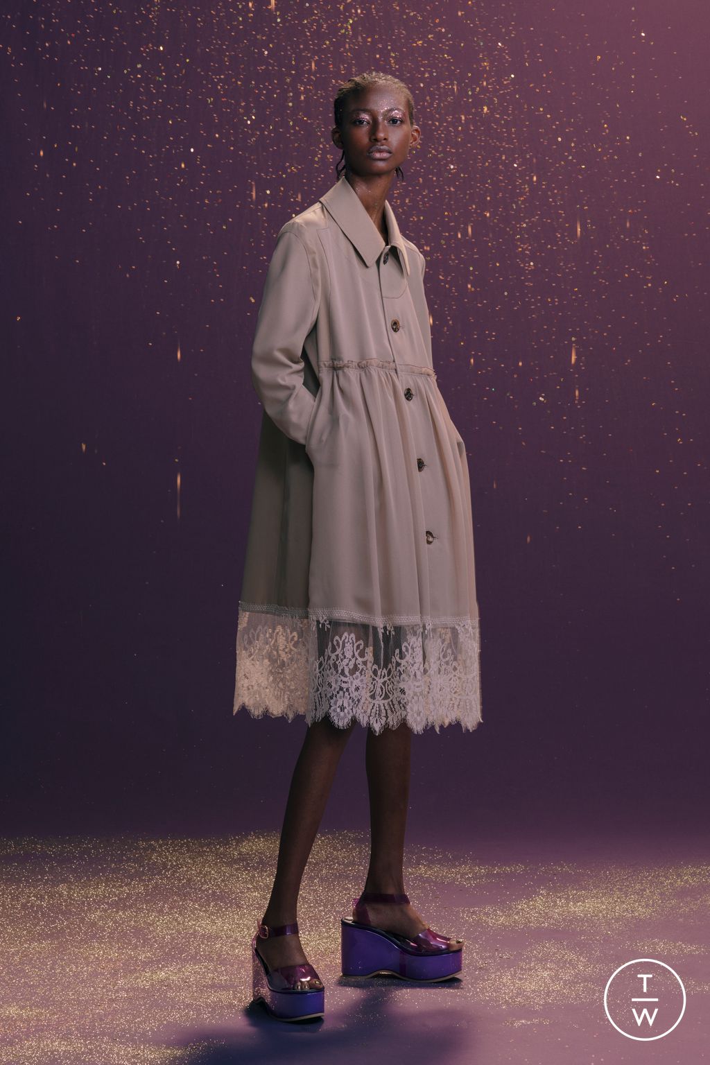 Fashion Week Paris Resort 2023 look 32 from the Undercover collection womenswear