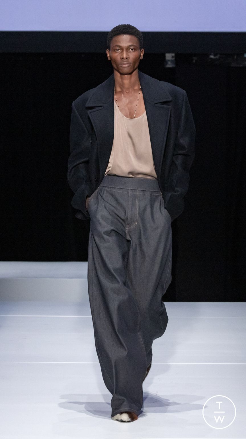 Fashion Week Paris Fall/Winter 2024 look 26 from the System Studios collection menswear