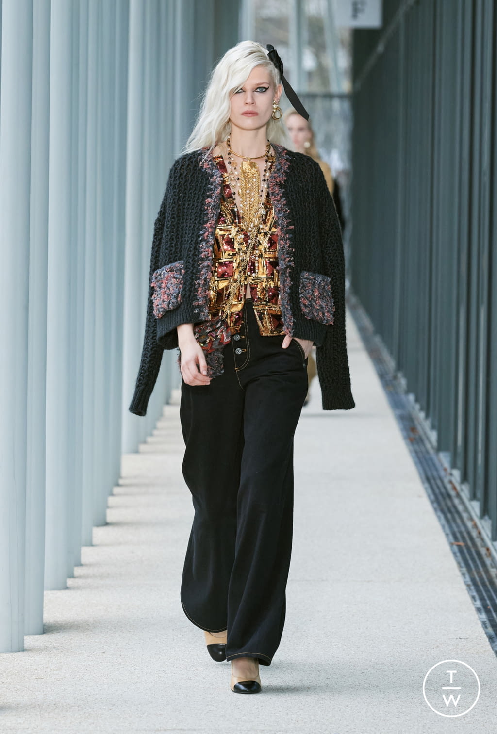 Fashion Week Paris Pre-Fall 2022 look 26 from the Chanel collection 女装