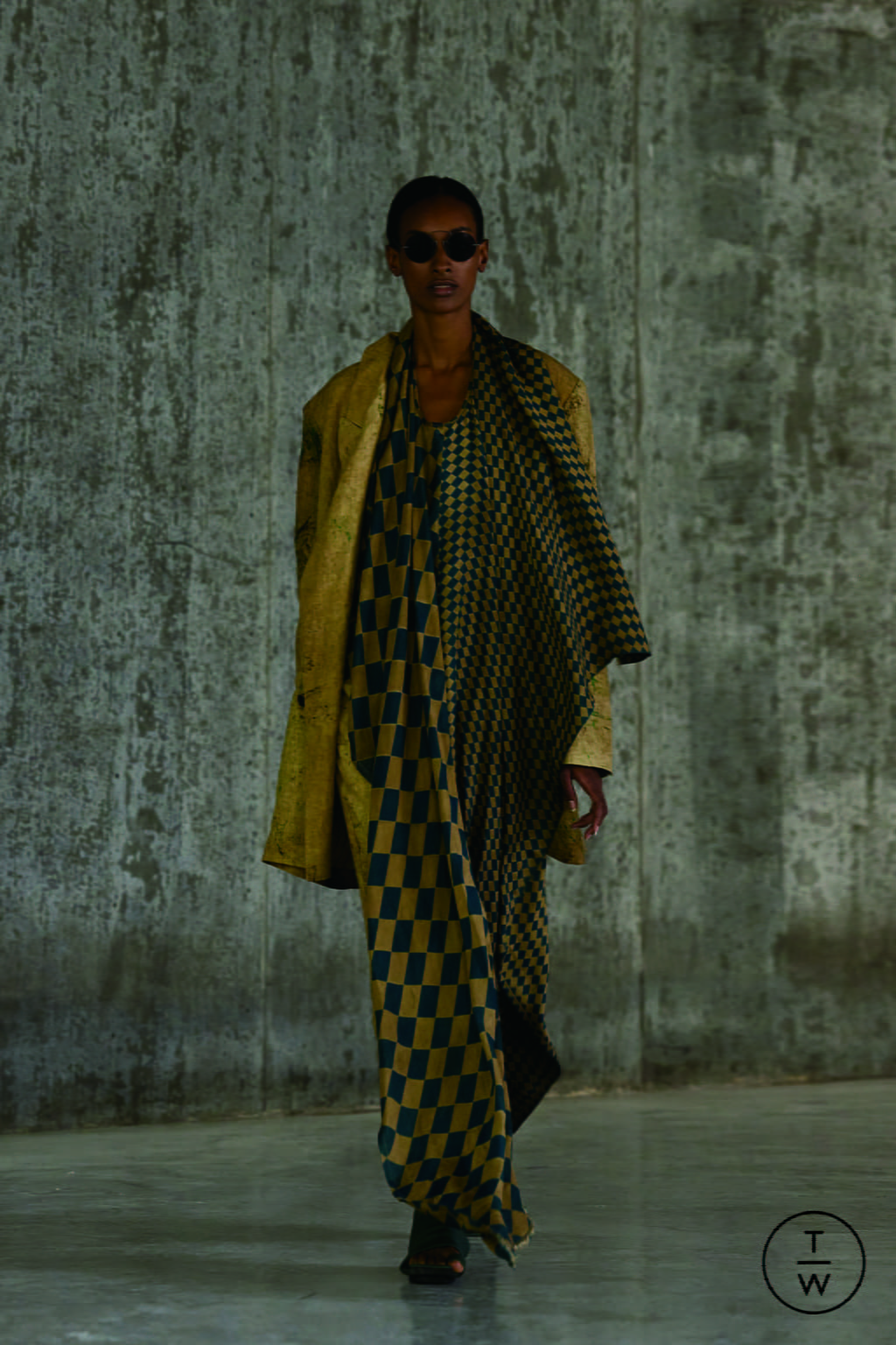 Fashion Week Paris Spring/Summer 2022 look 26 de la collection Uma Wang womenswear