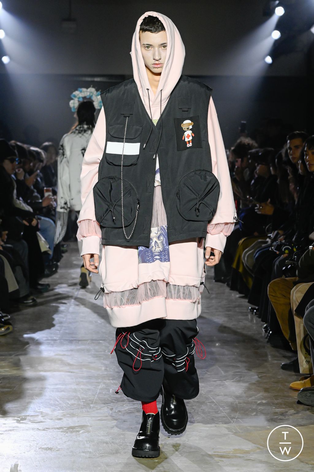 Fashion Week Paris Fall/Winter 2026 look 8 from the KIDILL collection menswear