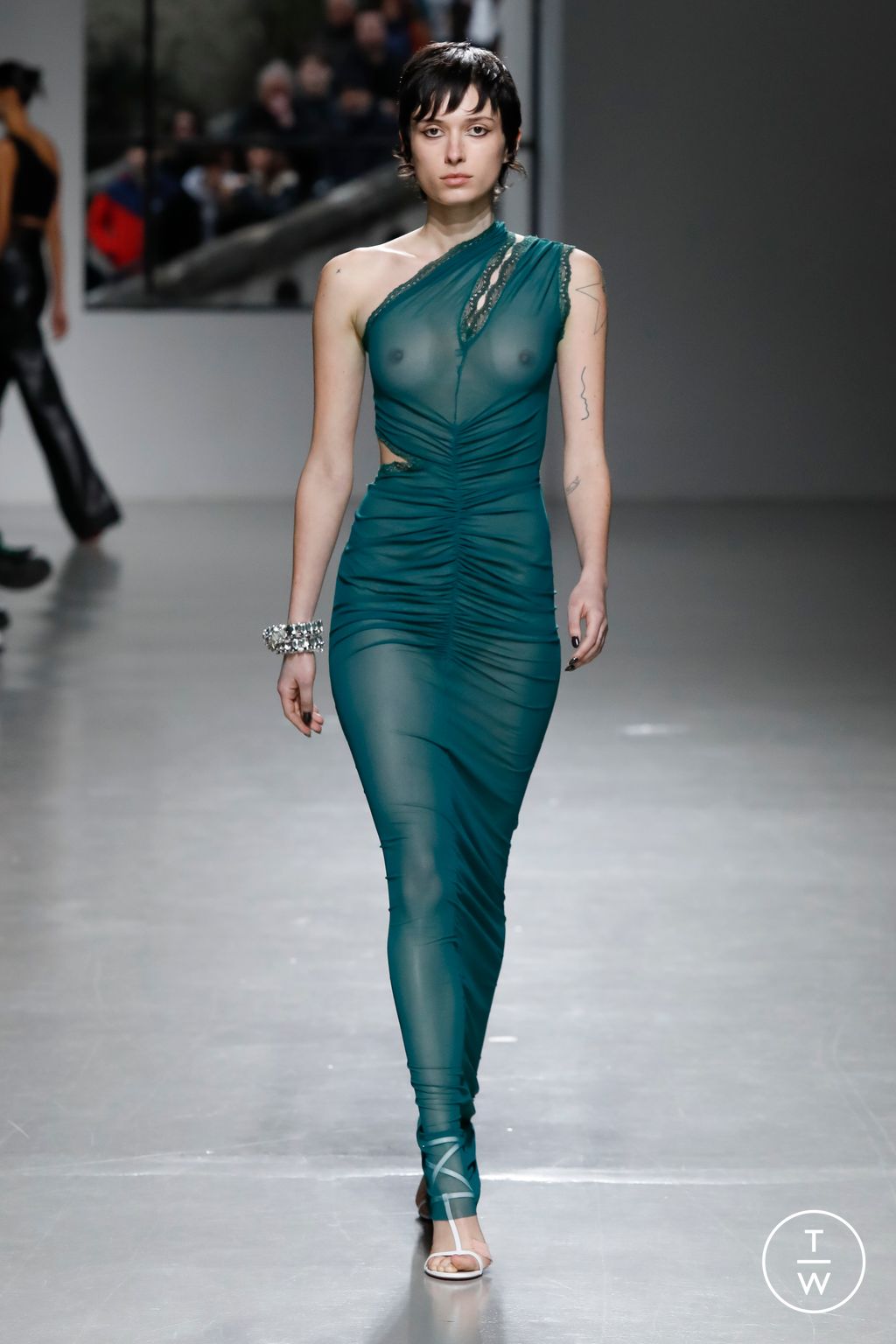 Fashion Week Paris Fall/Winter 2023 look 26 from the Atlein collection 女装