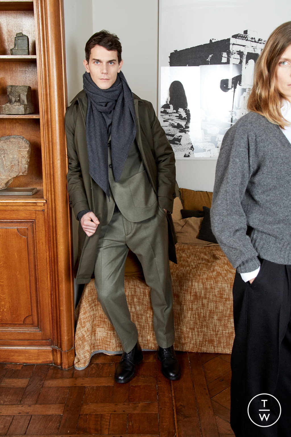 Fashion Week Paris Fall/Winter 2021 look 27 from the Officine Générale collection menswear