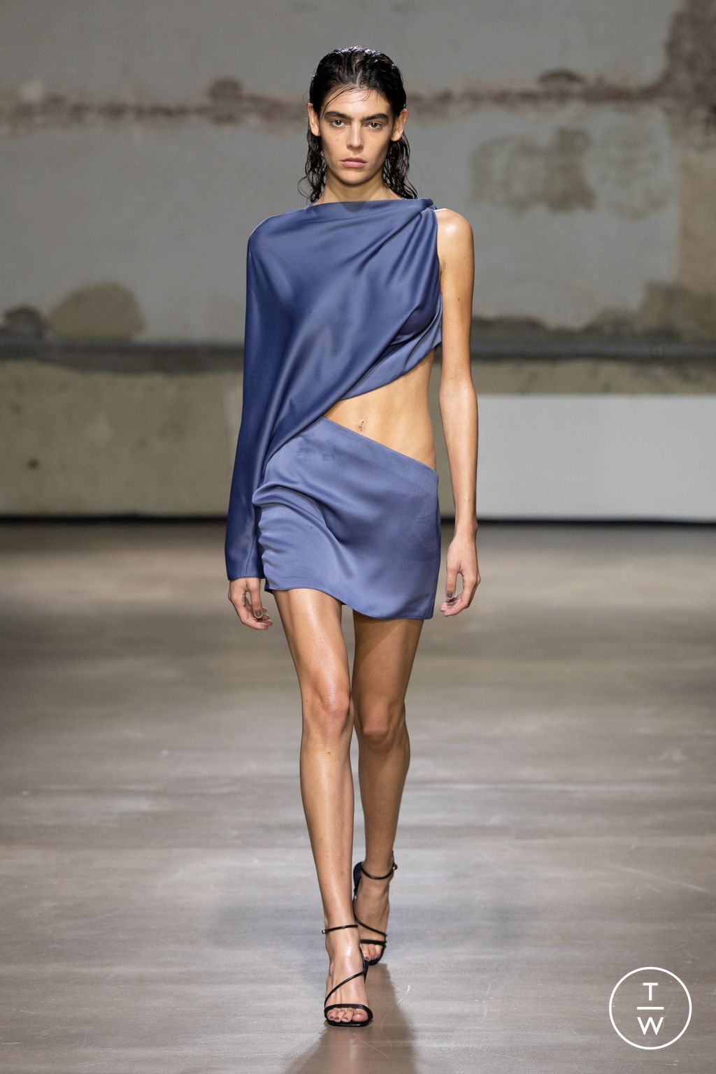 Fashion Week Paris Spring/Summer 2023 look 27 from the Atlein collection womenswear