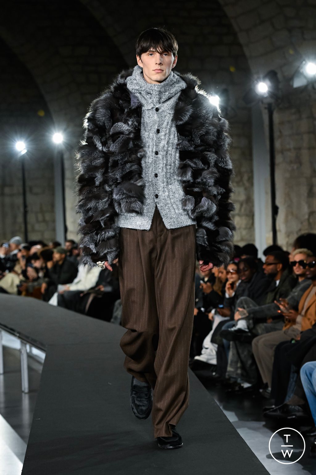 Fashion Week Paris Fall/Winter 2026 look 28 from the TAAKK collection menswear