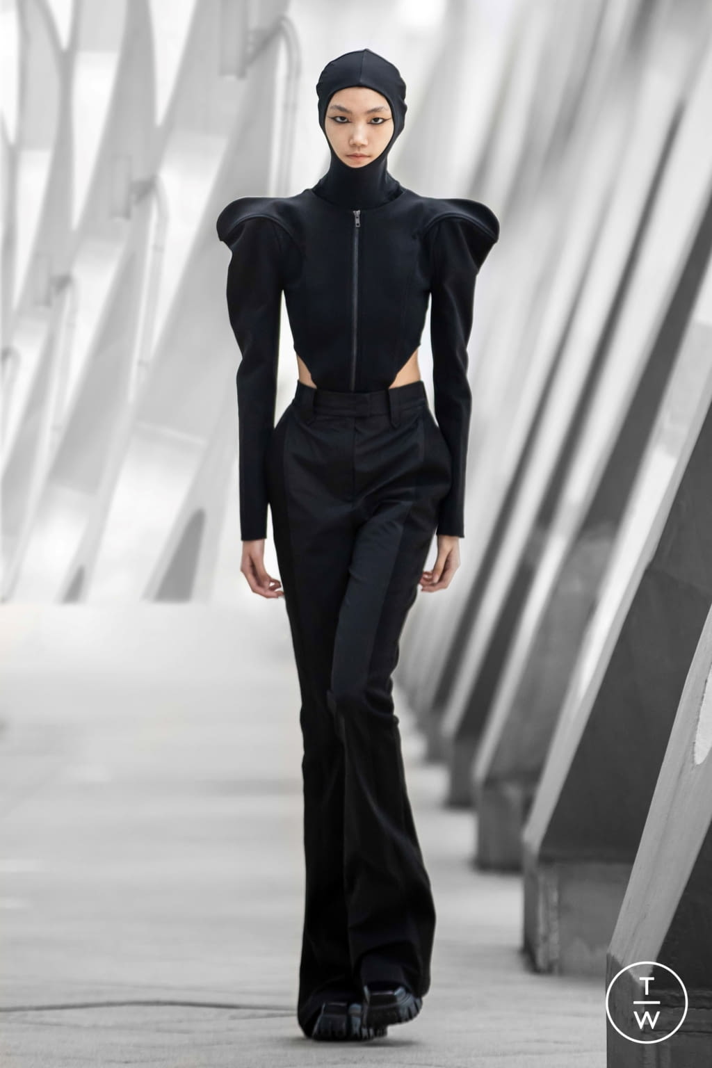 Fashion Week Milan Fall/Winter 2021 look 28 from the Annakiki collection womenswear