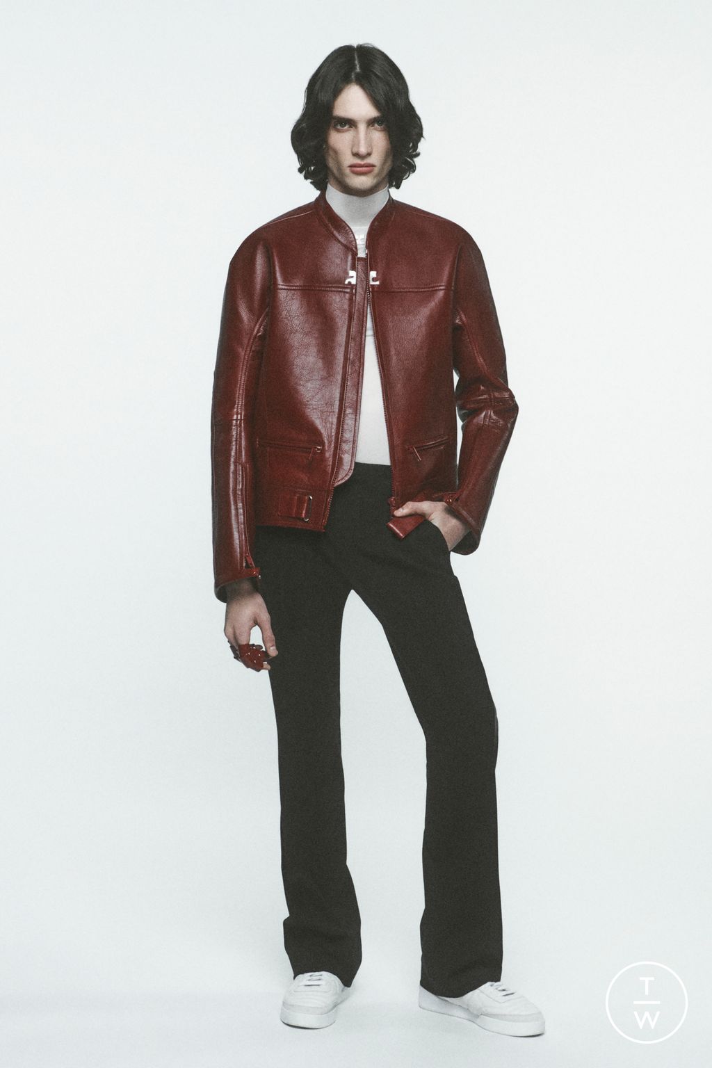 Fashion Week Paris Fall/Winter 2023 look 14 from the Courrèges collection 男装