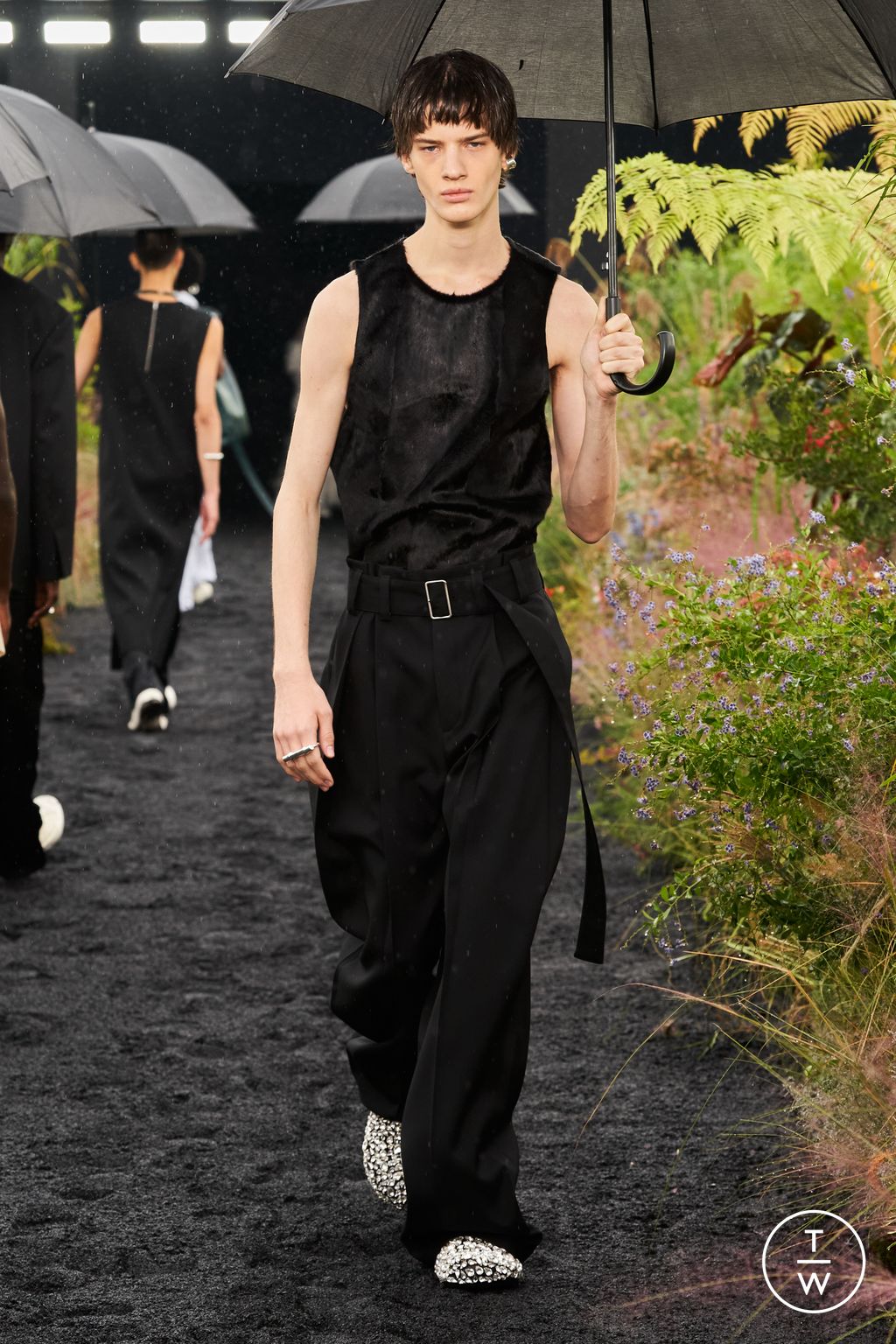 Fashion Week Milan Spring/Summer 2023 look 29 from the Jil Sander collection womenswear