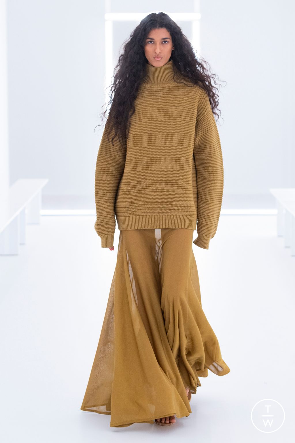 Fashion Week New York Spring/Summer 2024 look 29 de la collection Brandon Maxwell womenswear