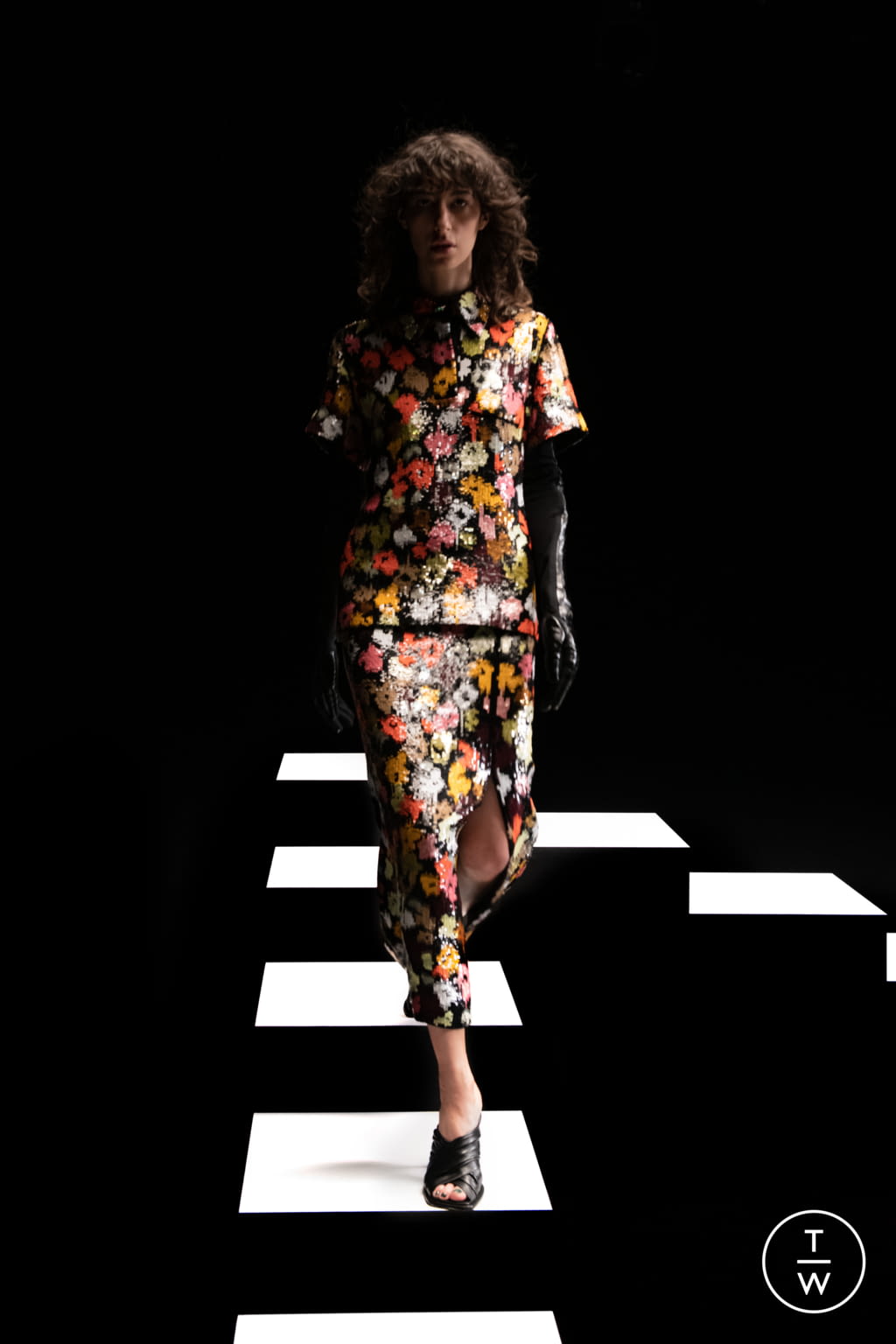 Fashion Week Paris Spring/Summer 2022 look 29 de la collection Maison Rabih Kayrouz couture