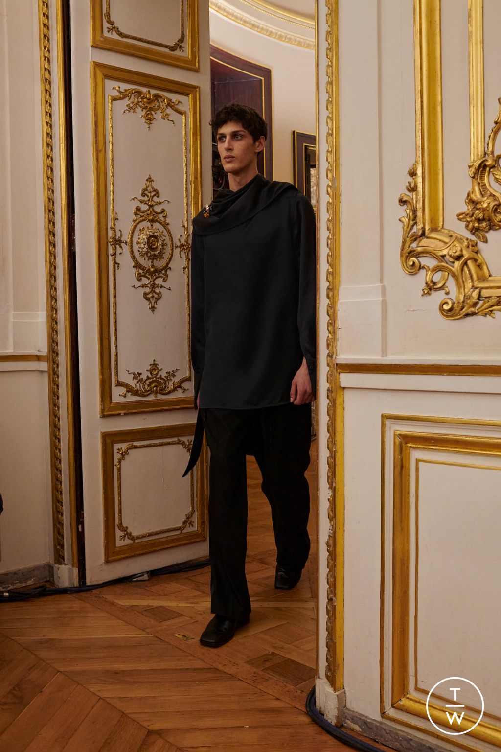 Fashion Week Paris Fall/Winter 2023 look 29 from the Wales Bonner collection menswear