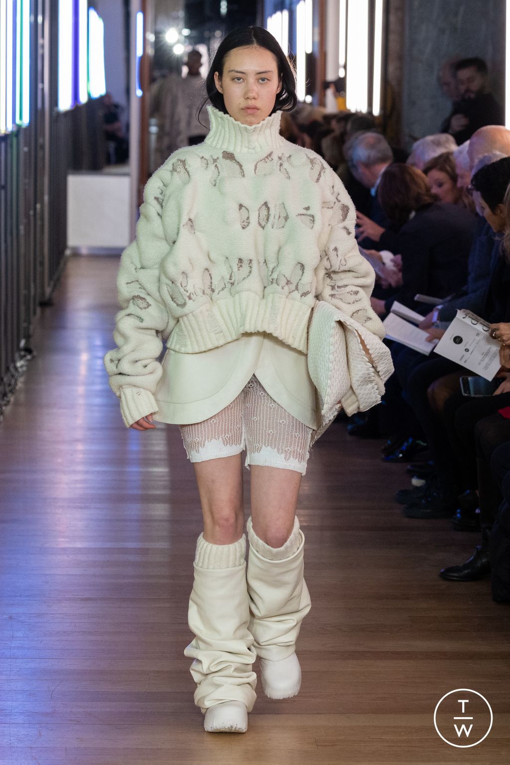 Fashion Week Paris Fall/Winter 2024 look 8 from the IFM PARIS collection womenswear