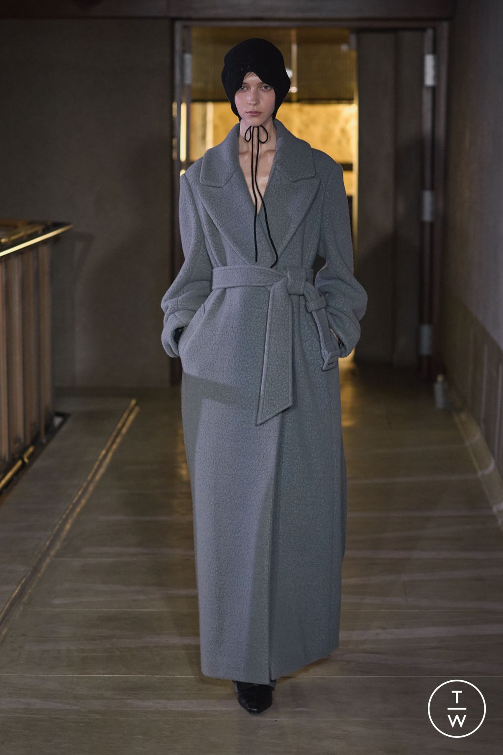 Fashion Week Paris Fall/Winter 2026 look 2 from the Mame Kurogouchi collection womenswear