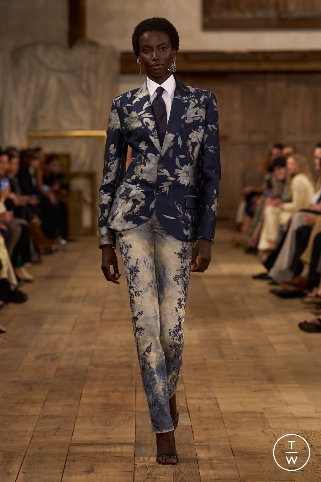 Fashion Week New York Spring/Summer 2024 look 3 from the Ralph Lauren collection 女装