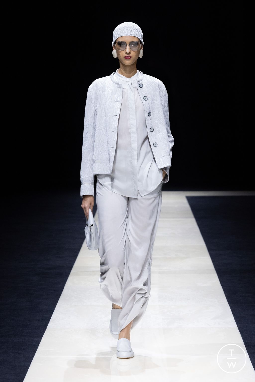 Fashion Week Milan Spring/Summer 2025 look 3 from the Emporio Armani collection womenswear
