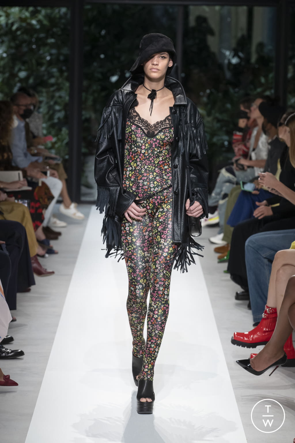 Fashion Week Milan Spring/Summer 2022 look 3 de la collection Philosophy di Lorenzo Serafini womenswear
