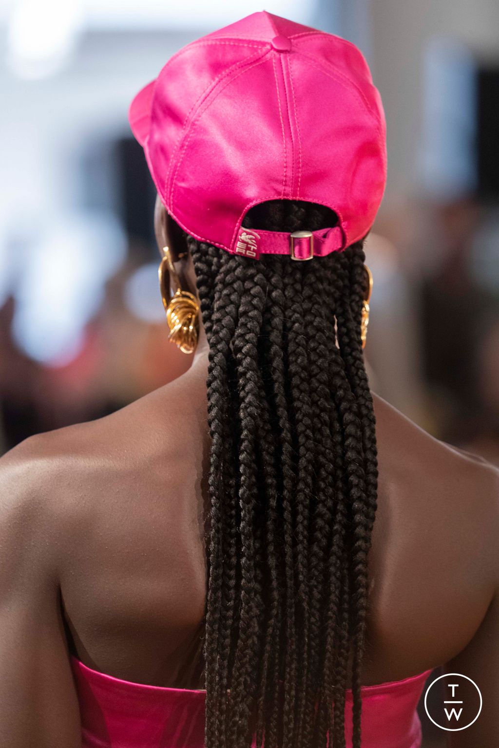 Fashion Week Milan Spring/Summer 2023 look 16 de la collection Etro womenswear accessories