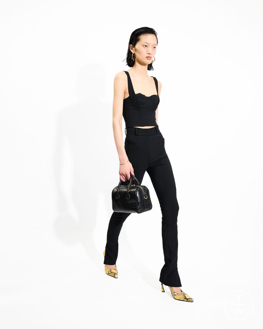 Fashion Week Paris Spring/Summer 2026 look 3 de la collection Marine Serre menswear