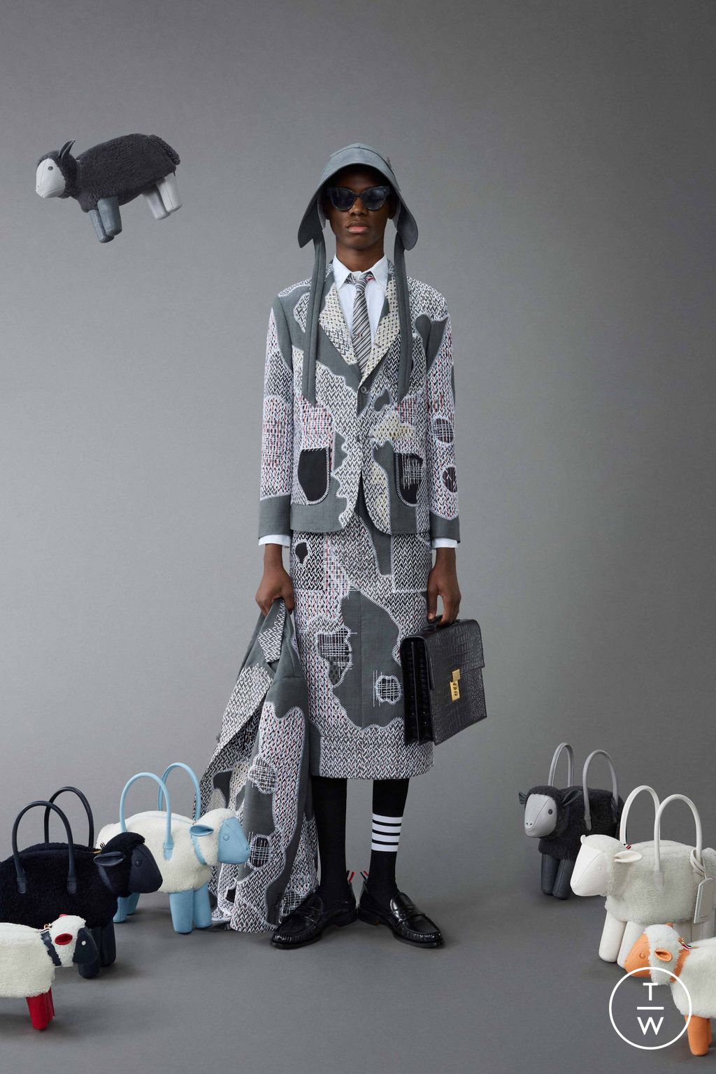 Fashion Week New York Resort 2024 look 3 from the Thom Browne collection menswear