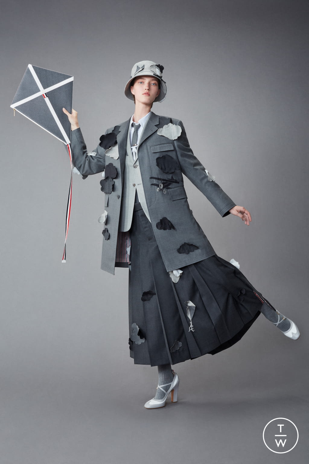 Fashion Week Paris Resort 2022 look 3 from the Thom Browne collection womenswear