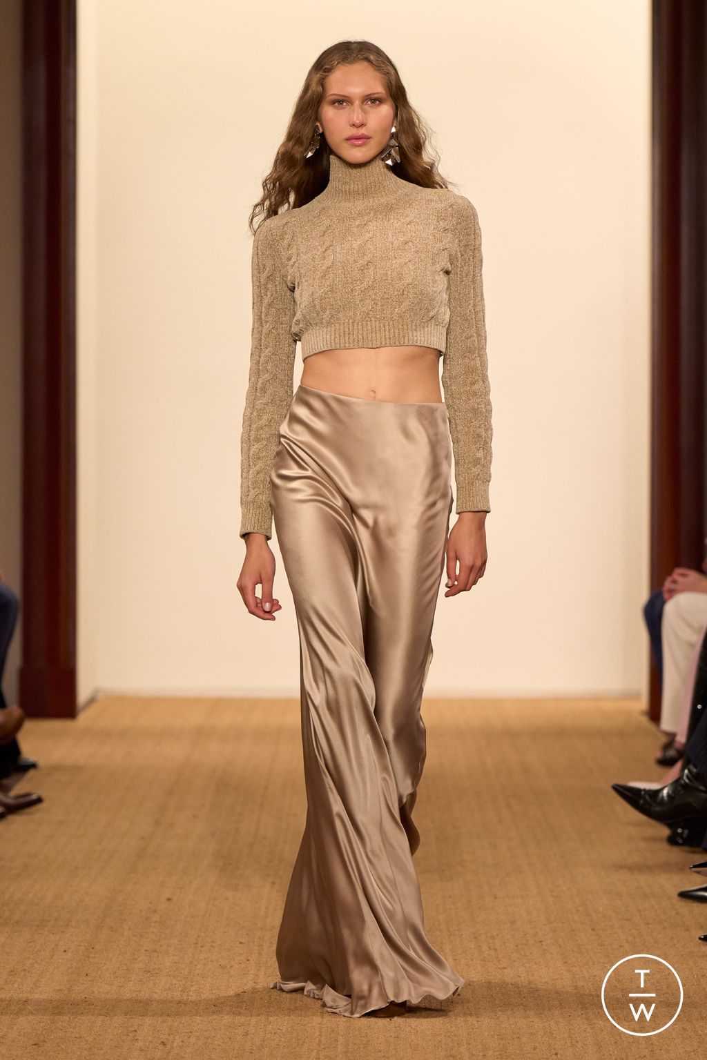 Fashion Week New York Fall/Winter 2024 look 3 from the Ralph Lauren collection 女装