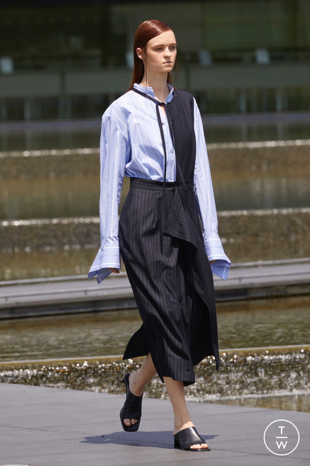 Fashion Week Paris Spring/Summer 2021 look 3 from the Ujoh collection womenswear