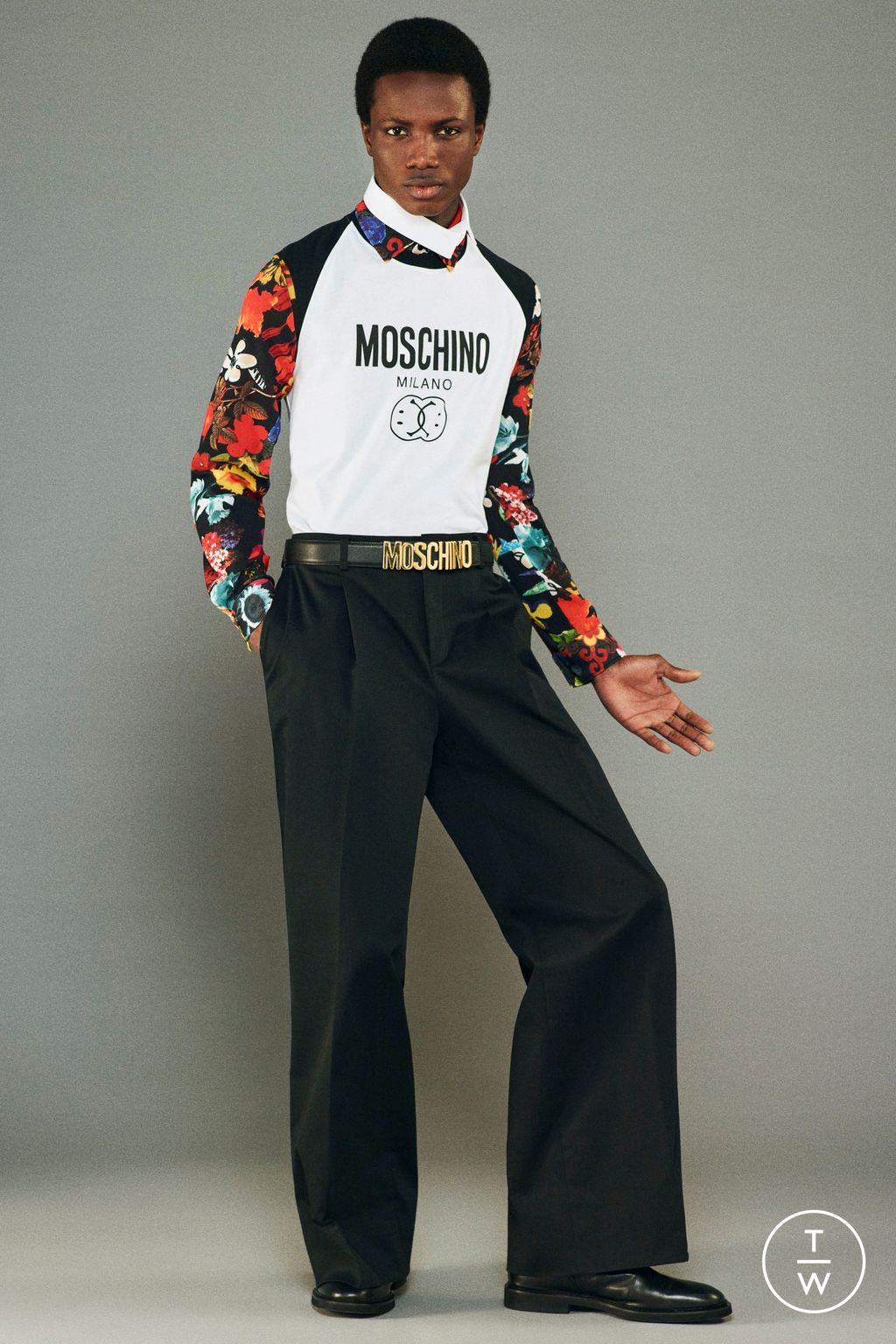 Fashion Week Milan Resort 2024 look 3 from the Moschino collection menswear