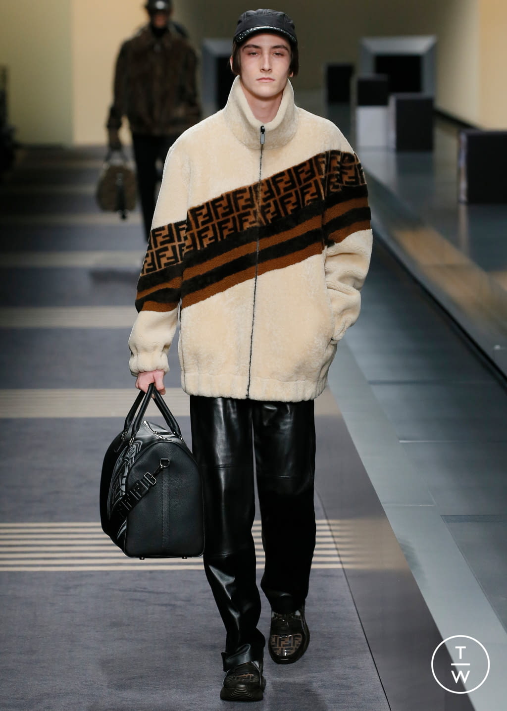 Fashion Week Milan Fall/Winter 2018 look 3 from the Fendi collection menswear