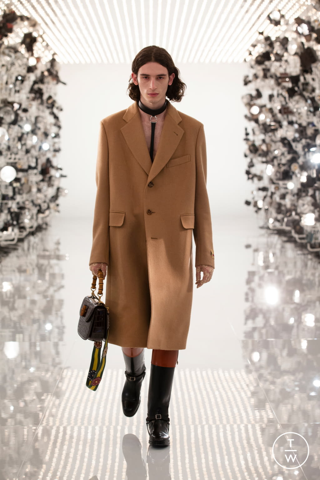 Fashion Week Milan Fall/Winter 2021 look 3 from the Gucci collection womenswear