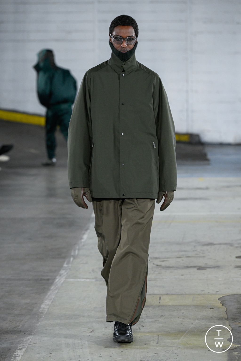 Fashion Week Paris Fall/Winter 2026 look 31 from the White Mountaineering collection menswear