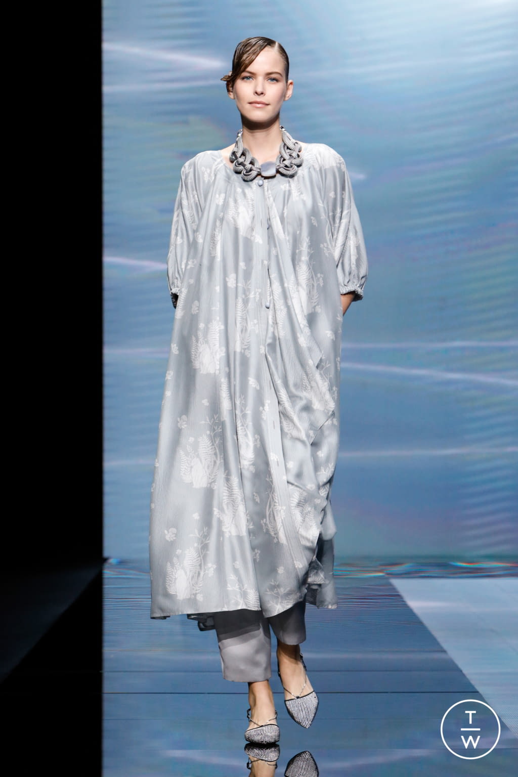 Fashion Week Milan Spring/Summer 2021 look 31 de la collection Giorgio Armani womenswear
