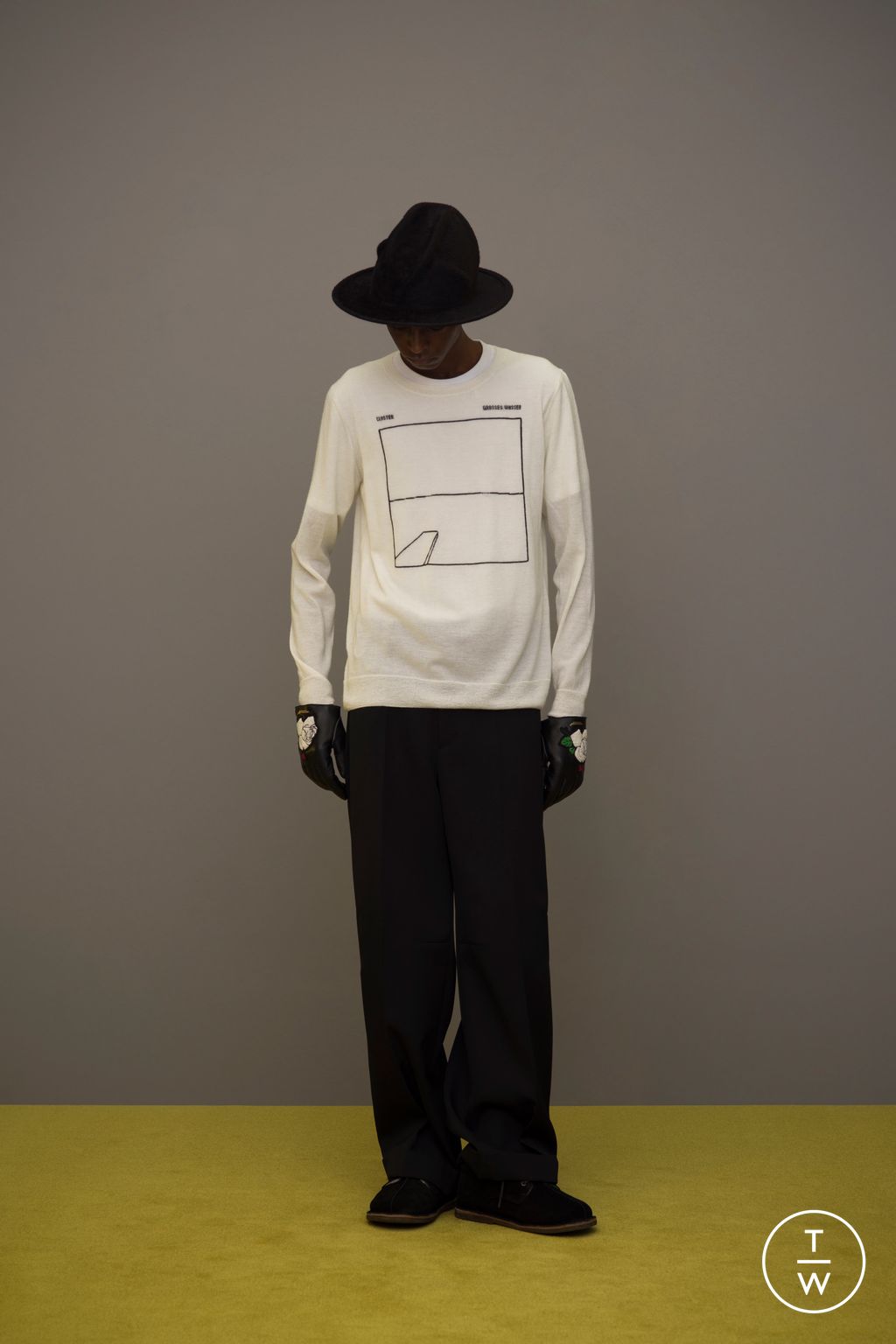 Fashion Week Paris Fall/Winter 2023 look 40 from the Undercover collection menswear
