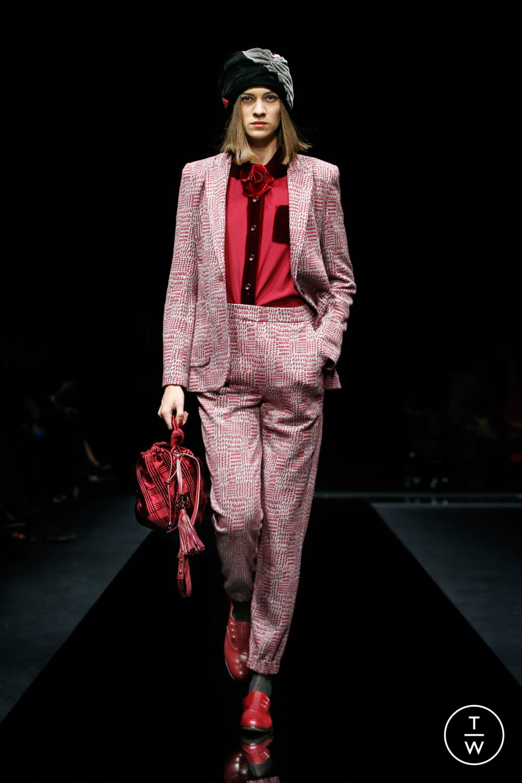 Fashion Week Milan Pre-Fall 2020 look 32 de la collection Giorgio Armani womenswear
